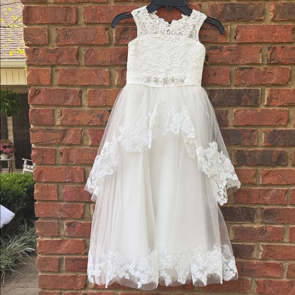 Communion Flower girl Lace & Tulle Dress size 6/7